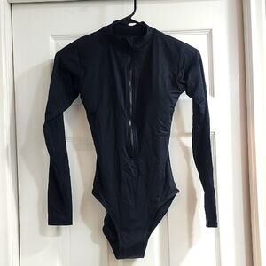 ❤️NWT❤️Beautikini Black Swimwear